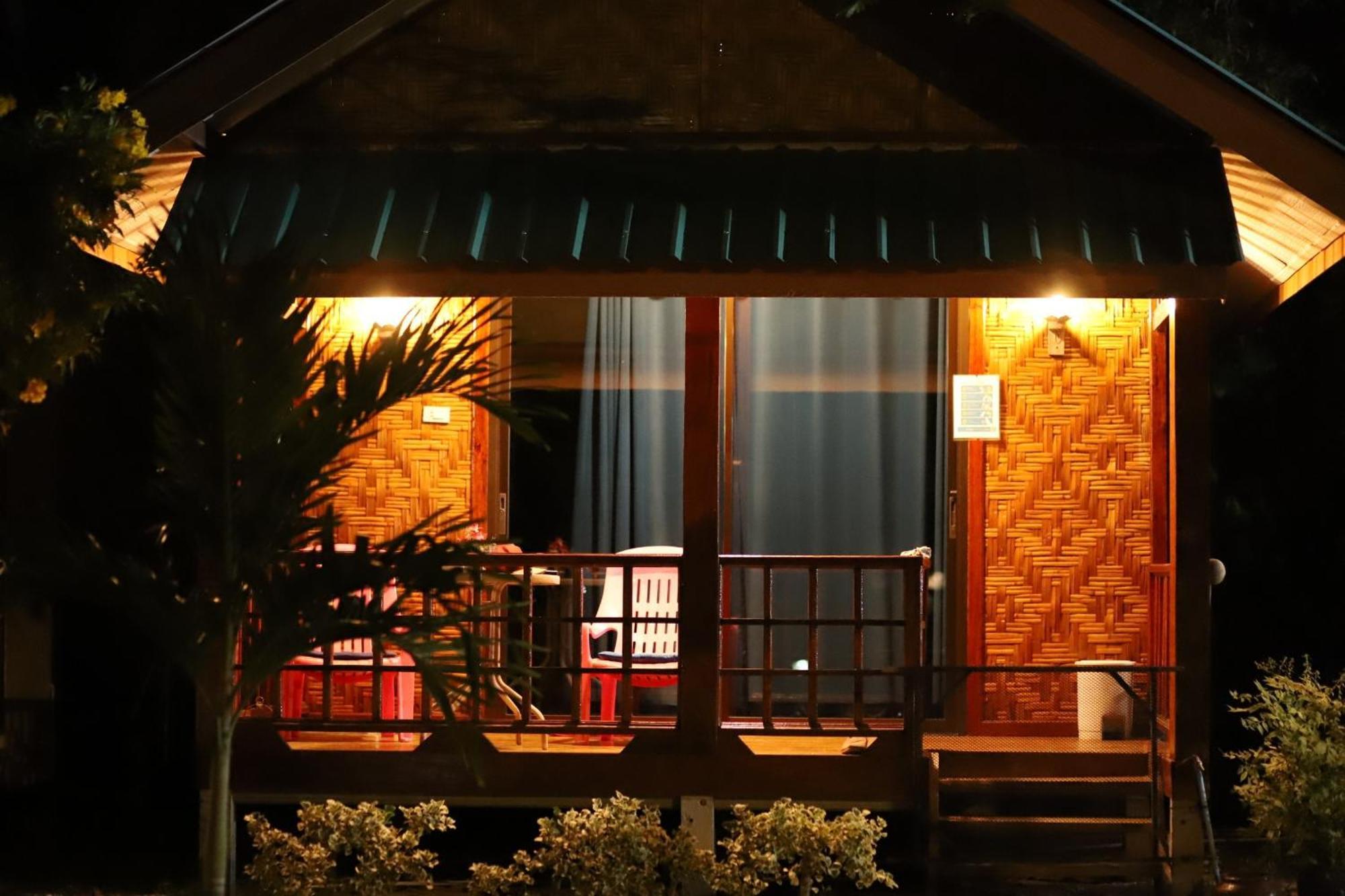 Kohmook Happy Time Bungalow Koh Mook Exteriör bild